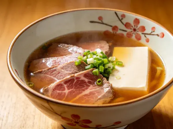 香气四溢的牛肉豆腐汤呈现