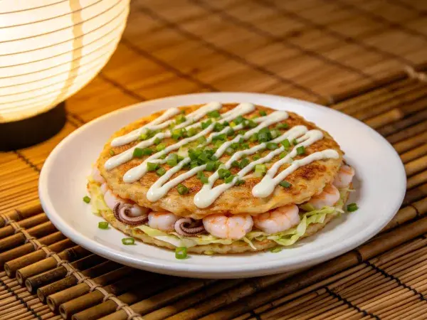 鲜虾章鱼可丽饼摆盘展示