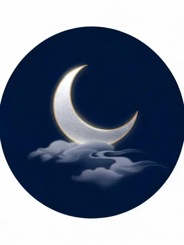 银白新月与云朵的夜间场景