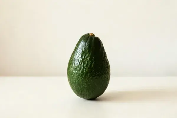 清晰呈现鳄梨的单品摄影